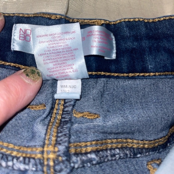 EUC No Boundaries Juniors Blue Jeans - Picture 8 of 9